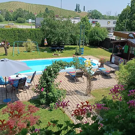 Apartma Xanadu Апартаменты
