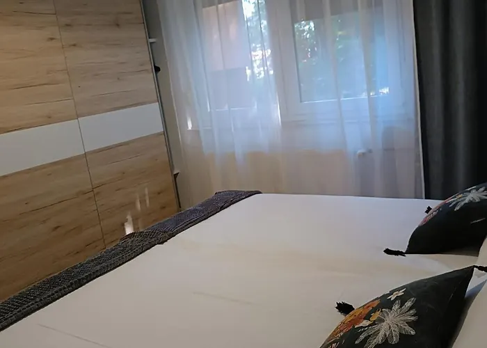 Apartma Xanadu アパート