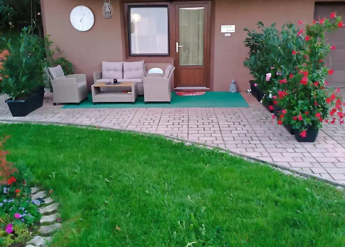 Apartma Xanadu アパート